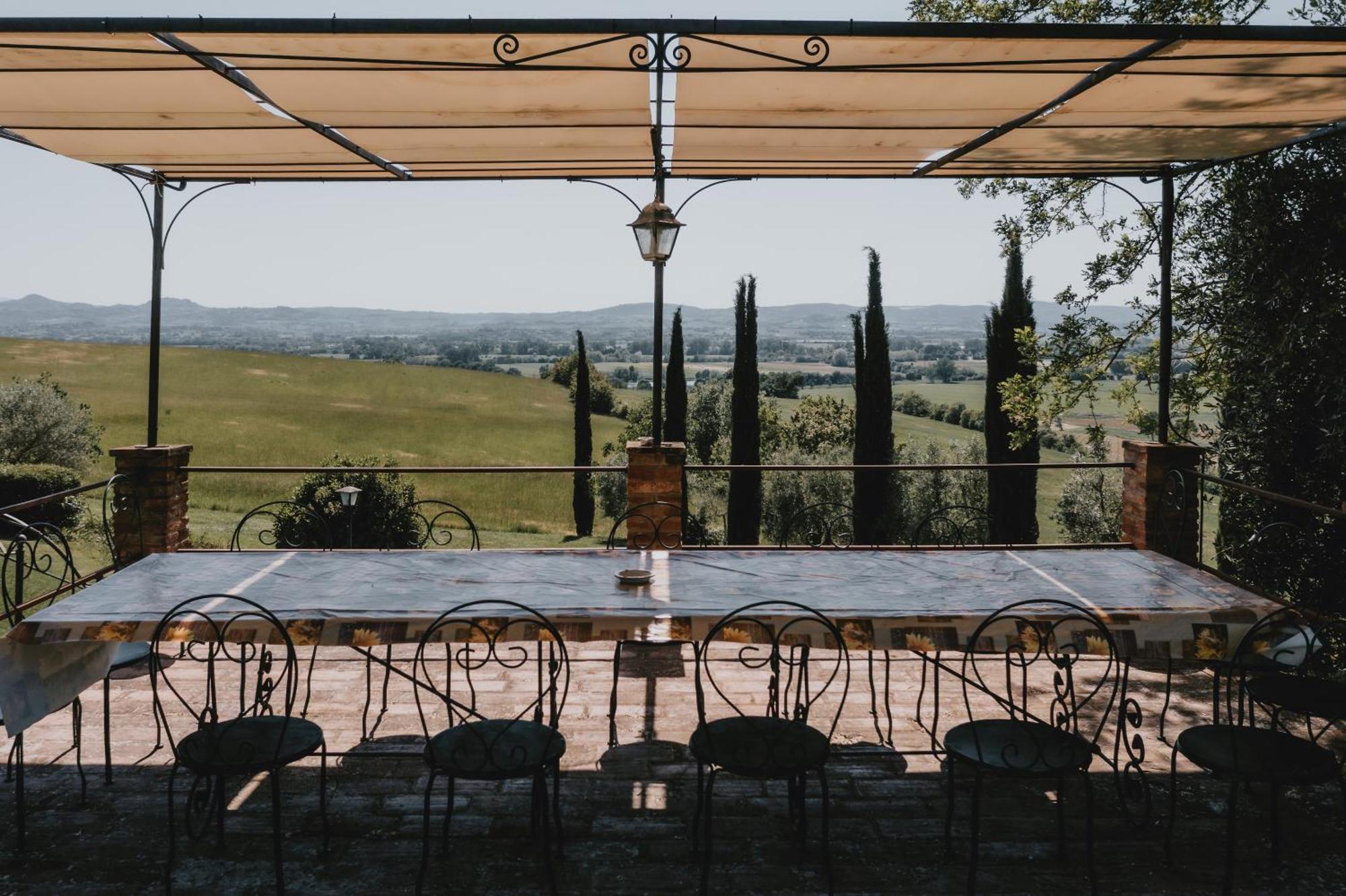 Podere Biagio Valiano ภายนอก รูปภาพ