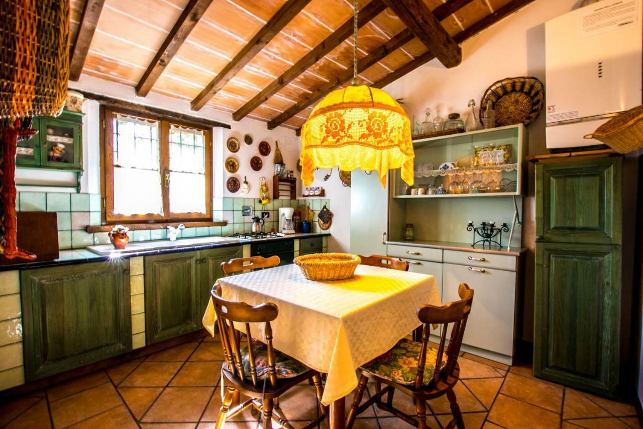 Podere Biagio Valiano ภายนอก รูปภาพ