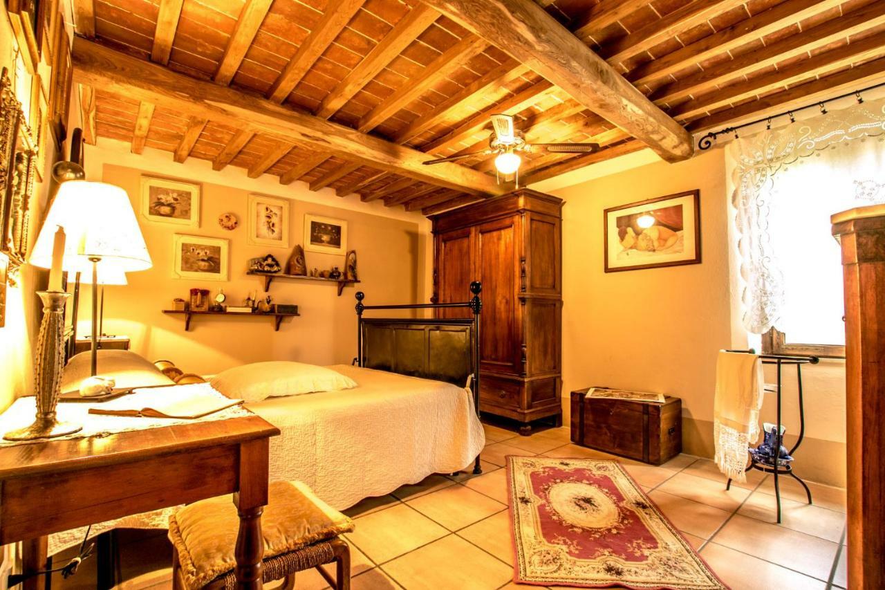 Podere Biagio Valiano ภายนอก รูปภาพ