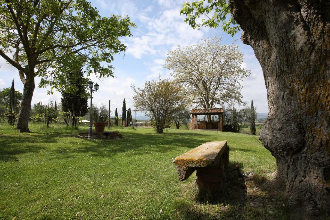 Podere Biagio Valiano ภายนอก รูปภาพ